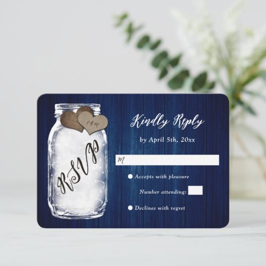 Rustic Navy Blue Mason Jar Wood Wedding RSVP Kaart (Staand voorkant)