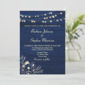 Rustic Navy Blue String Lights Wedding Uitnodiging (Staand voorkant)