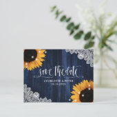 Rustic Navy Blue Sunflower Wedding Save the Date Briefkaart (Staand voorkant)