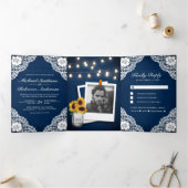 Rustic Navy Blue Wood Lace String Lights Wedding Drieluik Uitnodiging (Binnen)