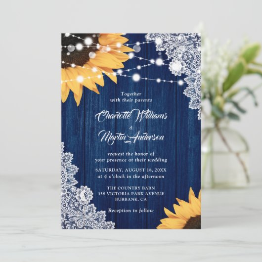 Rustic Navy Blue Wood Lace Sunflower Wedding Kaart (Staand voorkant)