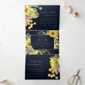 RUSTIC NAVY SUNFLOWER EUCALYPTUS FLORAL WEDING DRIELUIK UITNODIGING (Binnen)