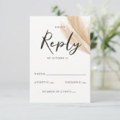 Rustic Neutral Earthy Boho Pampas Grass Wedding RSVP Kaartje (Staand voorkant)