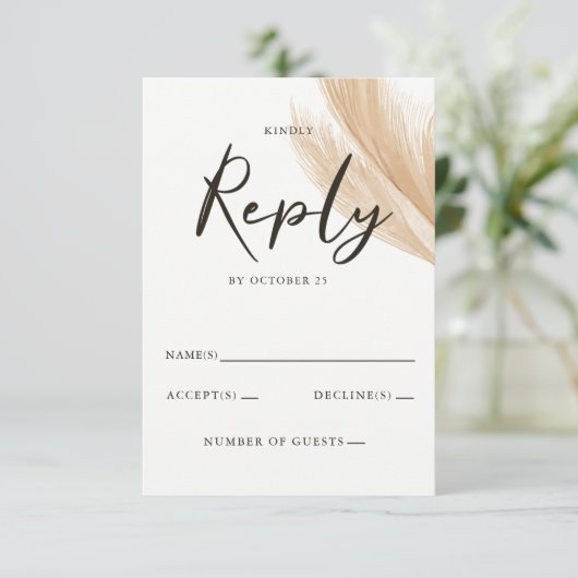Rustic Neutral Earthy Boho Pampas Grass Wedding RSVP Kaartje (Staand voorkant)