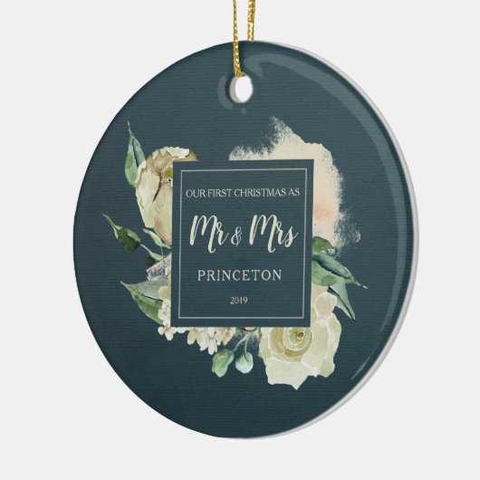 Rustic Ons eerste kerstfeest als Mr & Mrs Name Keramisch Ornament (Links)