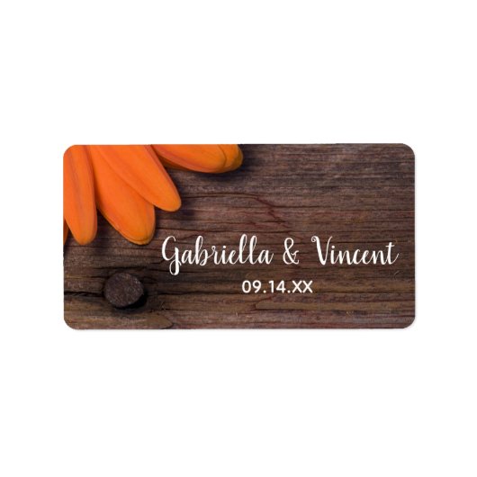 Rustic Oranje Daisy en Barn Wood Country Wedding Etiket (Voorkant)