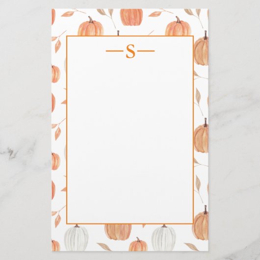 Rustic Oranje Witte Pompoenen Herfstbladeren Monog Briefpapier (Voorkant)