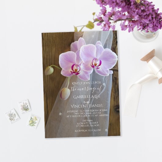 Rustic Orchid Elegance Barn Wedding Uitnodiging