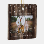 Rustic Our First Christmas Engaged 2 Foto Keramisch Ornament (Rechts)