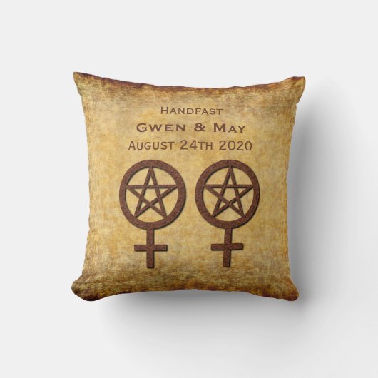 Rustic Pentacle Lesbian Handfasting Gift Pillow Kussen (Voorkant)