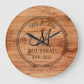 Rustic Personal Wedding Pas getrouwd Monogram Wood Grote Klok (Voorkant)