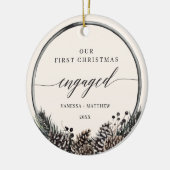 Rustic Pine Wreath First Kerstmis Keramisch Ornament (Links)