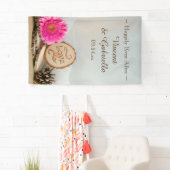 Rustic Pink Daisy Woodland Wedding Spandoek (Insitu)