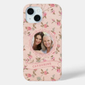 Rustic Pink Rose Custom iPhone 15 Case (Achterkant)