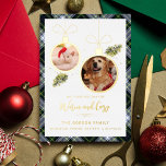 Rustic Plaid Kerstmis 2 Huisdier Foto's Tartan Gol Folie Feestdagenkaart<br><div class="desc">Onze betoverende Custom Plaid Christmas Greetings-Kaart met foto's van uw huisdier is een heerlijke manier om de feestvreugde te verspreiden en een blijvende indruk achter te laten op uw vrienden en familie. Deze prachtig ontworpen kaart is versierd met rustieke tartan achtergrond en de achterkant, het oproepen van de warmte en...</div>