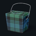 Rustic Plaid Red Green Campbell Tartan Bedankdoosjes<br><div class="desc">Complete your gifting needs with this cute plaid Campbell tartan favor box for any special occasion including birthdays,  anniversaries,  holidays</div>