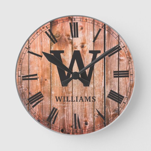 Rustic Planks Wood Custom Family Initiaal Farmhous Ronde Klok (Voorkant)