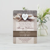 Rustic Printed Burlap Heart Initiaal Wedding Invit Kaart (Staand voorkant)