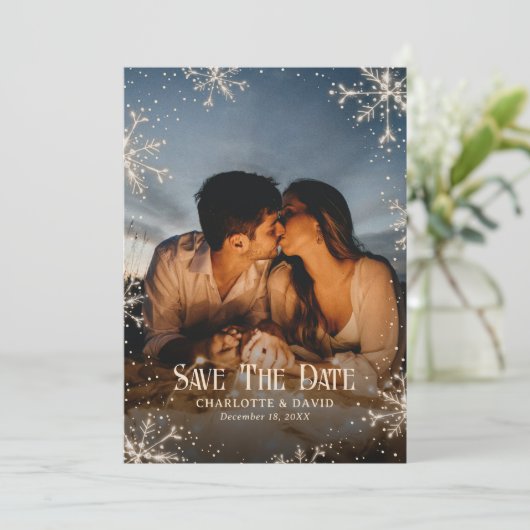 Rustic Pset Snow Snowflakes Winter Fotobruiloft Save The Date (Staand voorkant)