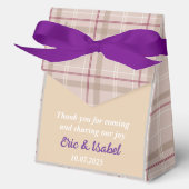 Rustic purple checkered favor boxes  bedankdoosjes (Voorkant)