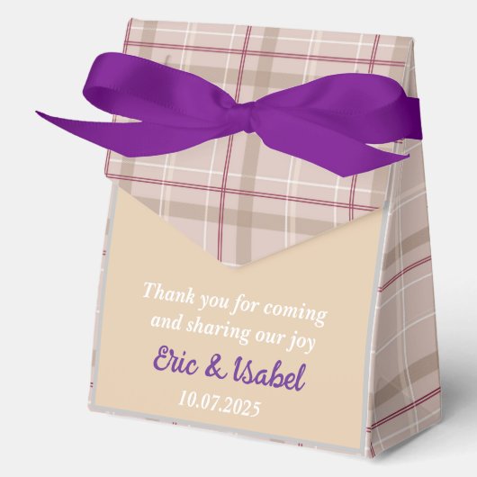 Rustic purple checkered favor boxes  bedankdoosjes (Voorkant)