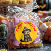 Rustic Red And Orange Kitten Witch Halloween Ronde Sticker