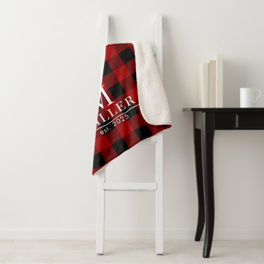 Rustic Red en Black Buffalo Controleer Monogram Na Sherpa Deken (In situ)