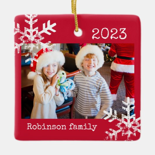 Rustic Red Photo Ornament met Snowflakes (Voorkant)