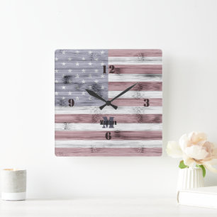 Rustic Red White Blue Wood USA vlag Monogram Vierkante Klok