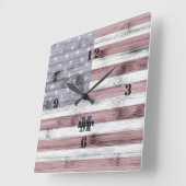 Rustic Red White Blue Wood USA vlag Monogram Vierkante Klok (Hoek)