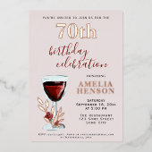 Rustic Red Wine Glass Roos Botanisch 70e verjaarda Folie Uitnodiging (Voorkant)