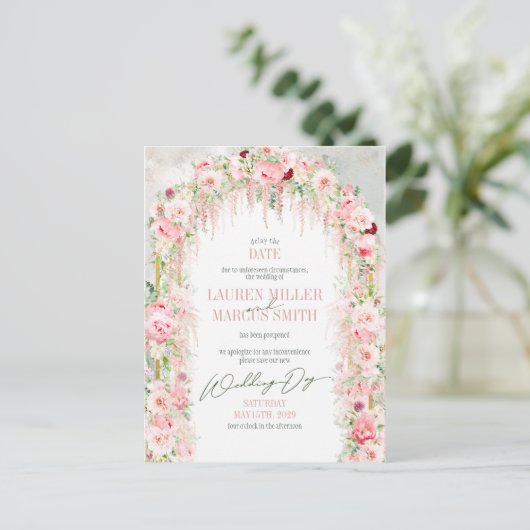 Rustic Sage Green & Pink Floral Arch Delay Datum Briefkaart (Staand voorkant)