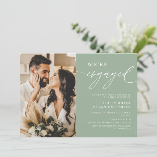 Rustic Salie Groene Foto Verlovingsfeest Kaart (Staand voorkant)