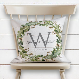Rustic Shiplap Wreath Monogram Wedding Keepslag Kussen