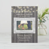 Rustic String Lights Barn Wood Photo Wedding Kaart (Staand voorkant)