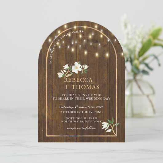 Rustic String Lights Gold Arch Magnolia Wedding Kaart (Staand voorkant)