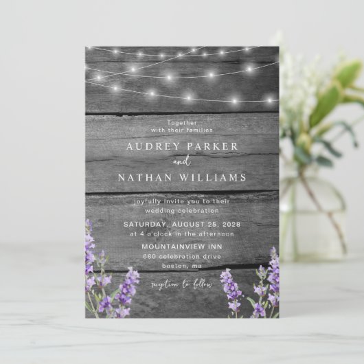 Rustic String Lights Lavender met Details Weddensc Kaart (Staand voorkant)