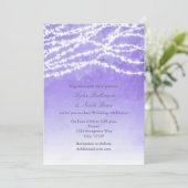 Rustic String Lights Paarse bruiloft uitnodiging (Staand voorkant)