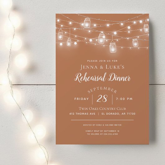 Rustic String Lights Rehearsal Dinner Invitation Kaart