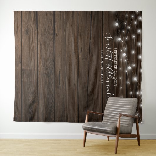 Rustic String Lights Wedding Photo Booth Backdrop Wandkleed (In Situ (horizontaal))
