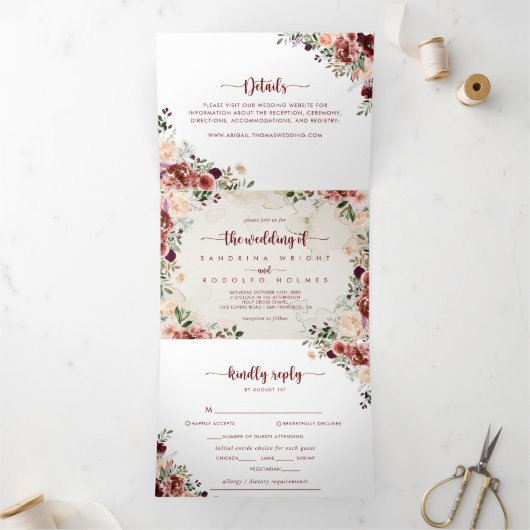 Rustic Summer Floral Wedding of Drieluik Uitnodiging (Binnen)