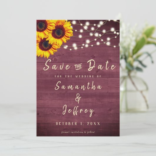 Rustic Sunflower Burdundy Wood Wedding Save The Date (Staand voorkant)