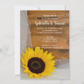 Rustic Sunflower en Veil Country Barn Wedding Kaart (Voorkant)