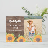 Rustic Sunflower Foto Afstuderen Aankondiging (Staand voorkant)
