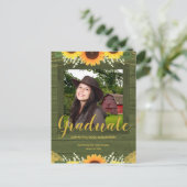 Rustic Sunflower Green en Gold Photo Afstuderen Aankondigingskaart (Staand voorkant)