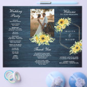 Rustic Sunflower Greenery Folded Wedding Program Flyer (Enkel)