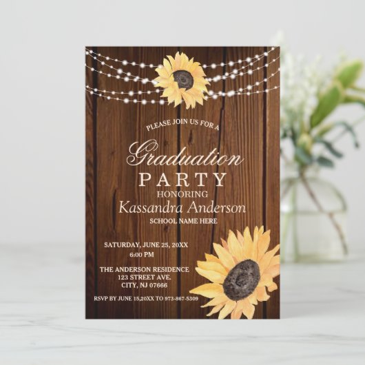 Rustic Sunflower String Lights Afstuderen Invitat Kaart (Staand voorkant)