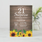 Rustic Sunflower Surprise 21st Birthday Invitation Kaart (Staand voorkant)