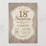 Rustic Surprise 18th Birthday Invitation Wood Kaart<br><div class="desc">Rustic Surprise 18th Birthday Invitation Wood Background Volwassenenfeest. Man Birthday Bash nodigt uit. 13e 16e 18e 21e 30e 40e 50e 60e 70e 90e 100e,  elke leeftijd. Voor verdere aanpassing,  te klikken gelieve de knoop "van de Aanpassing het"en ons ontwerphulpmiddel te gebruiken om deze sjabloon te wijzigen.</div>