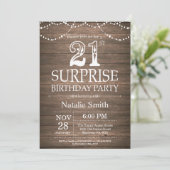 Rustic Surprise 21st Birthday Invitation Kaart (Staand voorkant)